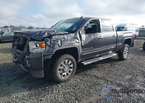 2015 GMC Sierra 2500Hd Denali z USA, uszkodzony, nr VIN 1GT120E82FF601753